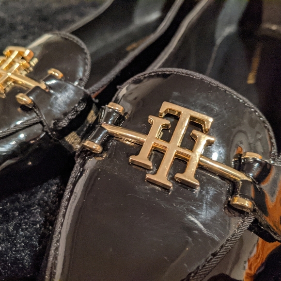 Tommy Hilfiger Black Loafers with Gold Accent - Picture 2 of 4
